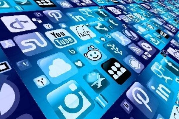 Sollten Wir Unsere Social Media Accounts Löschen