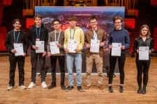 Gruppenfoto der Jungforscher*innen des Fachbereichs „Physik“. © RUB, Marquard