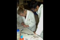 NRW Chemie-Olympioniken zu Gast im Schülerlabor